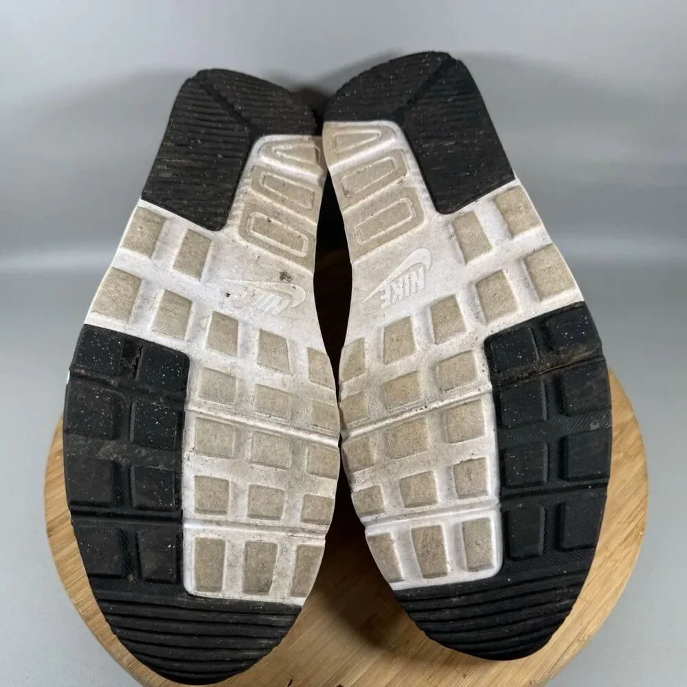 Nike good used